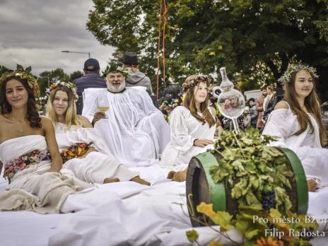 Bzenecké krojované vinobraní 2022_foto Filip Radosta (39)